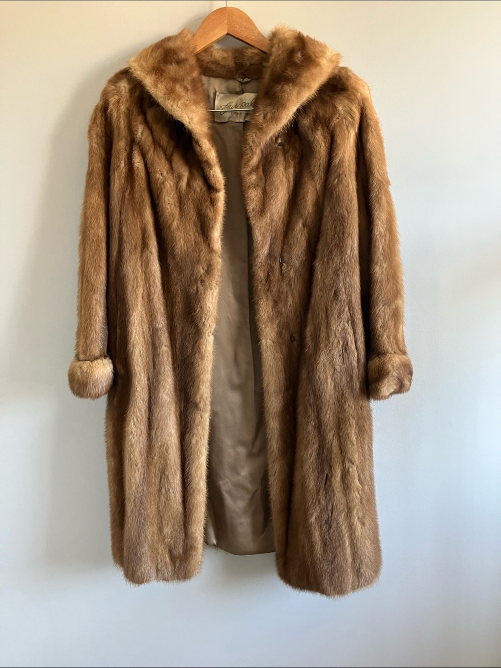 Vintage 1960’s 100% real mink fur coat